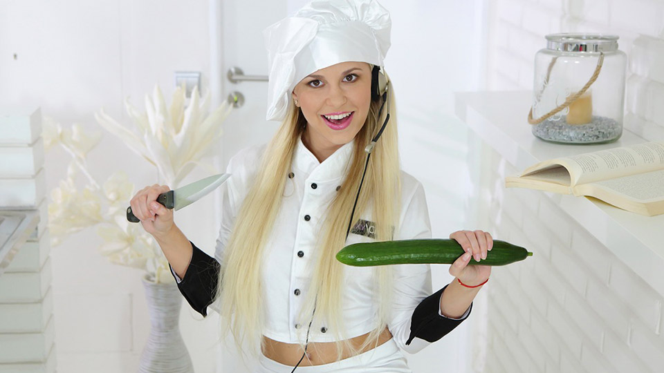 Chef Lola Myluv Doesn’t Cook Cucumber